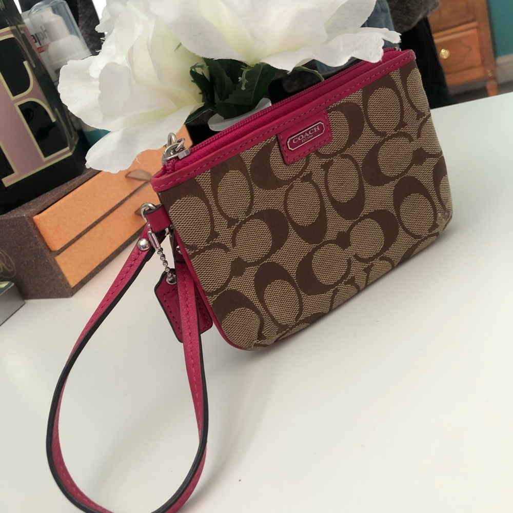 AUTHENTIC COACH WRISTLET